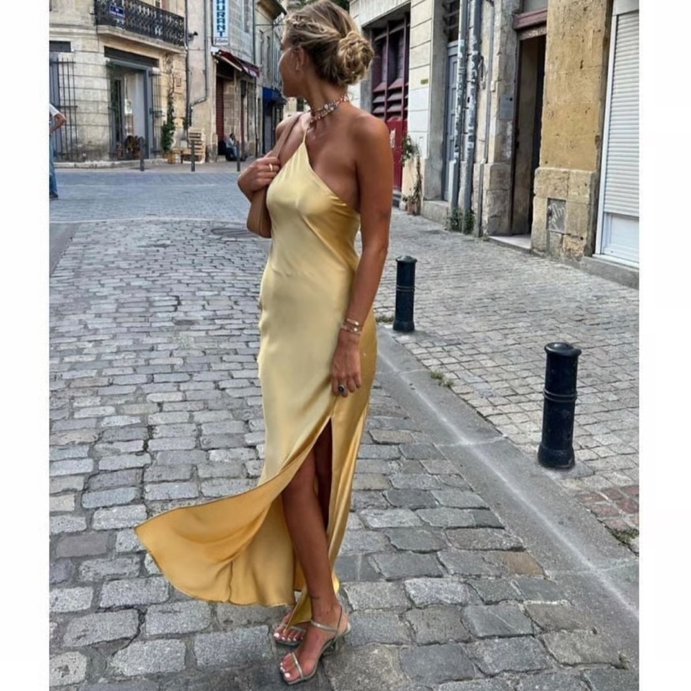 Commense One-Shoulder Satin Dress in Gold